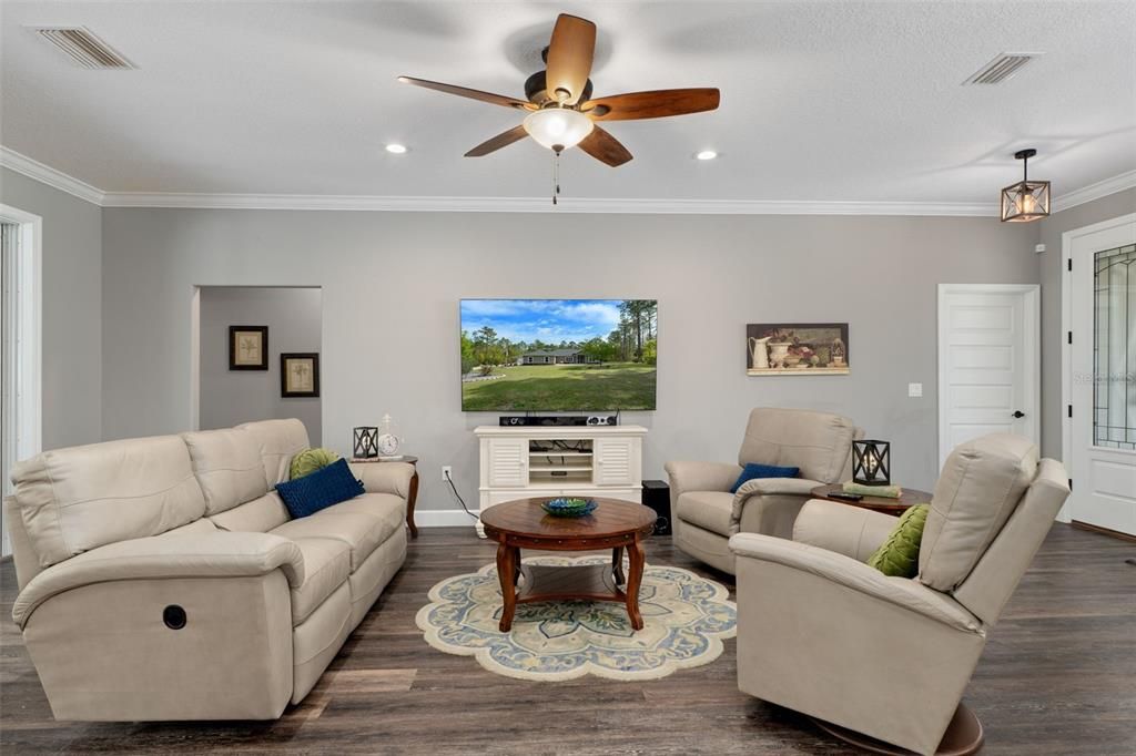 Active With Contract: $675,000 (4 beds, 3 baths, 2266 Square Feet)