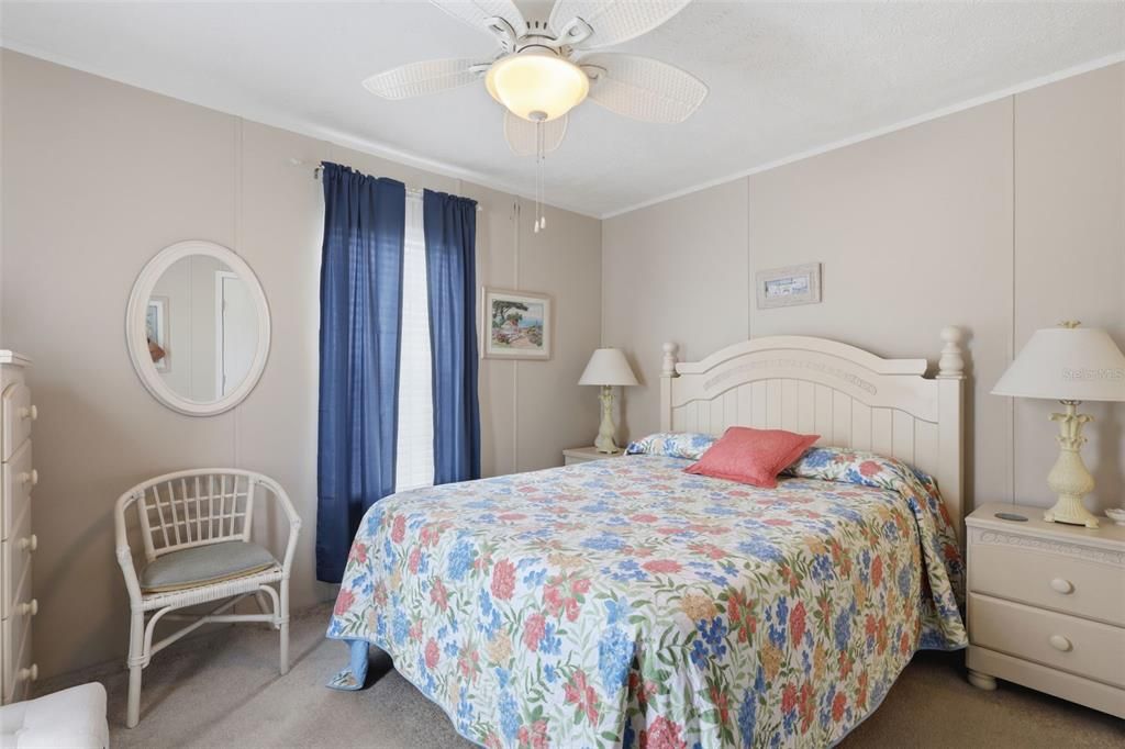 For Sale: $214,900 (3 beds, 2 baths, 1170 Square Feet)