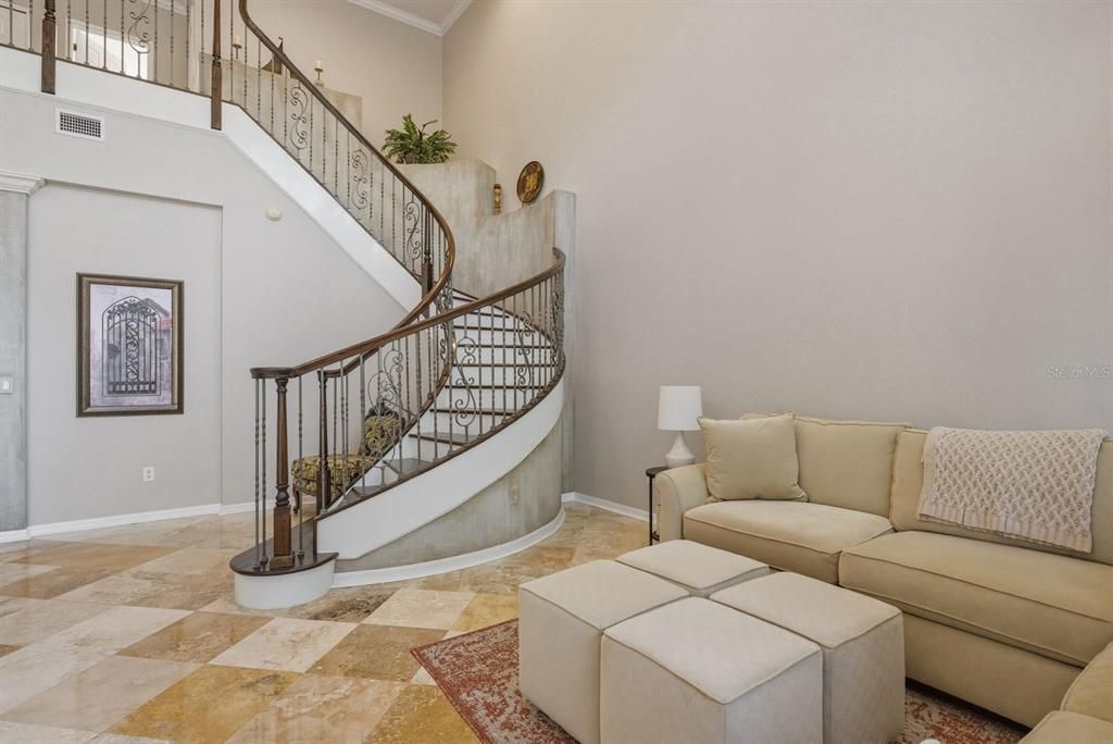 En Venta: $800,000 (5 camas, 3 baños, 3992 Pies cuadrados)