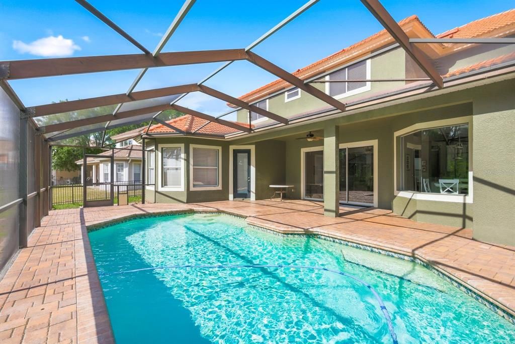 En Venta: $800,000 (5 camas, 3 baños, 3992 Pies cuadrados)