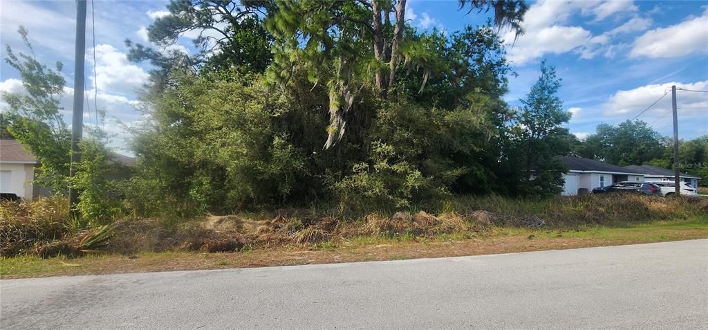 For Sale: $40,000 (0.24 acres)