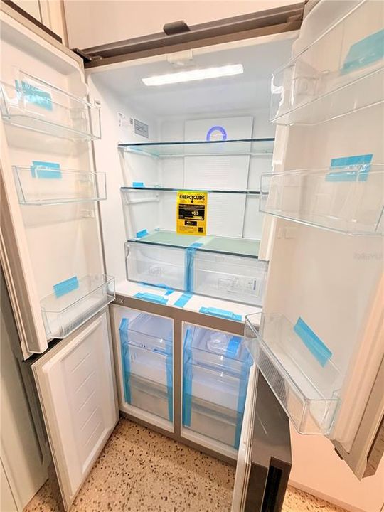 Activo con contrato: $250,000 (3 camas, 2 baños, 1137 Pies cuadrados)