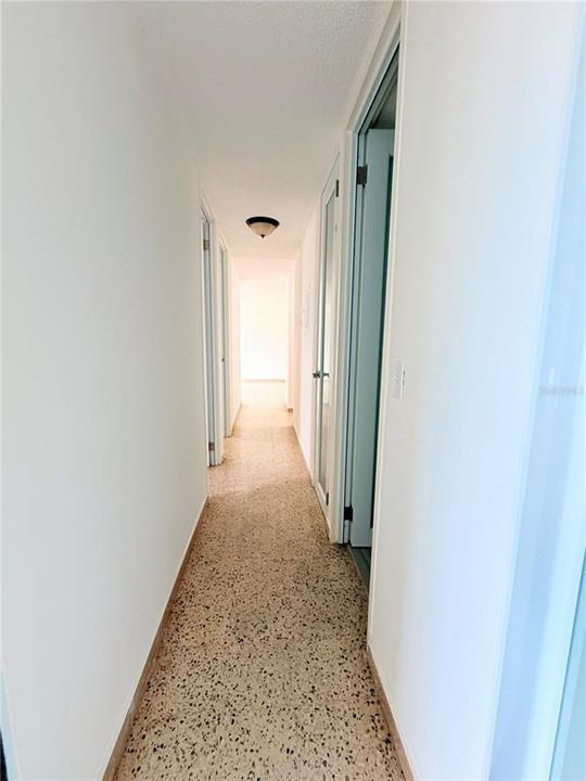 Activo con contrato: $250,000 (3 camas, 2 baños, 1137 Pies cuadrados)