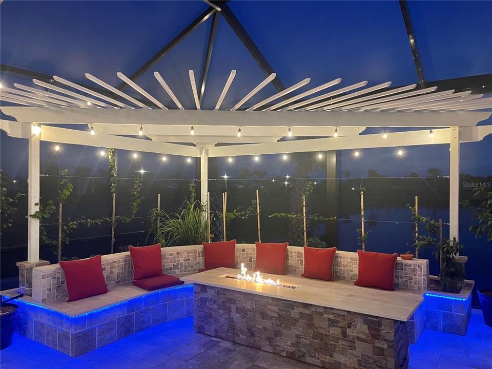 En Venta: $1,200,000 (4 camas, 4 baños, 3863 Pies cuadrados)
