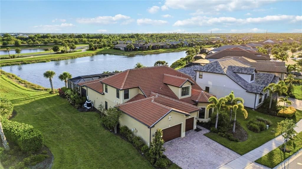 En Venta: $1,200,000 (4 camas, 4 baños, 3863 Pies cuadrados)