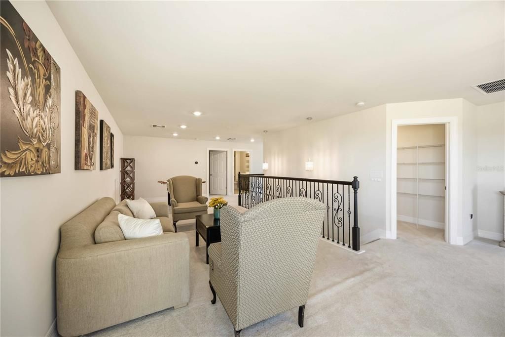 En Venta: $1,200,000 (4 camas, 4 baños, 3863 Pies cuadrados)