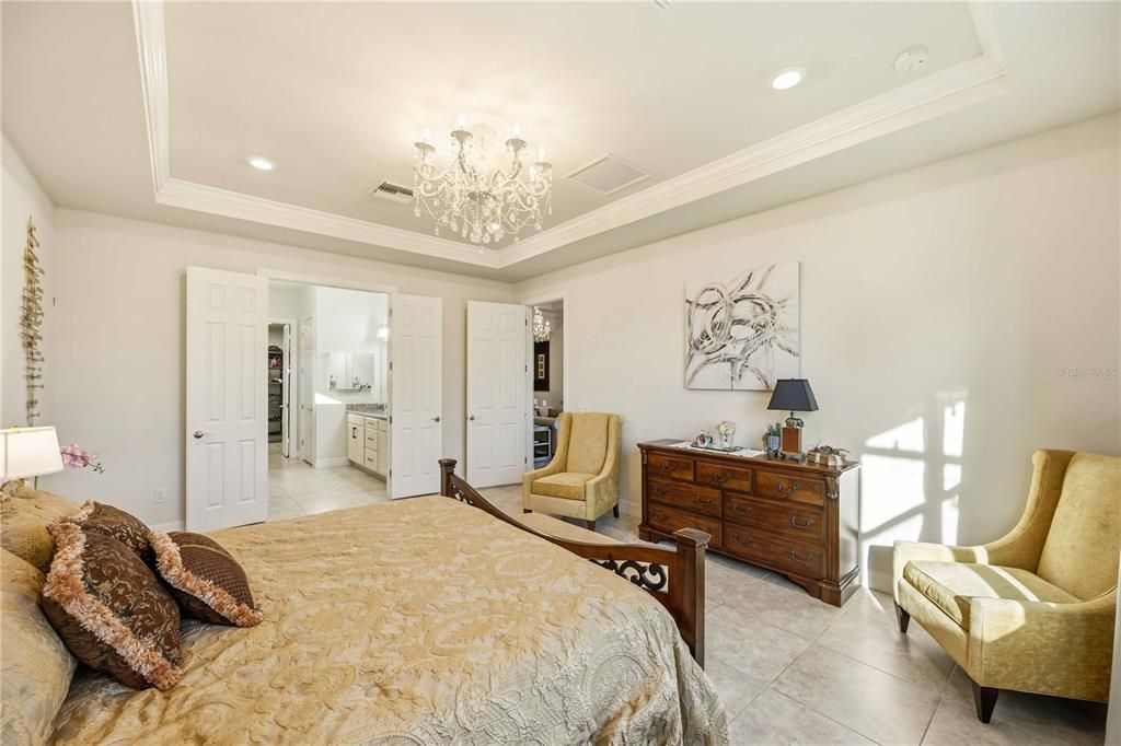 En Venta: $1,200,000 (4 camas, 4 baños, 3863 Pies cuadrados)