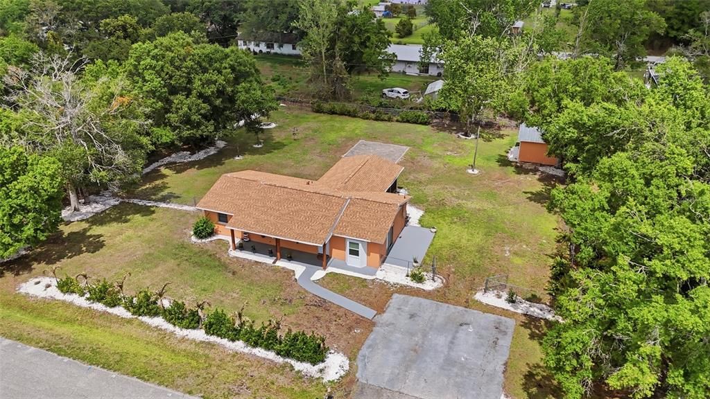 Activo con contrato: $270,000 (3 camas, 1 baños, 1121 Pies cuadrados)