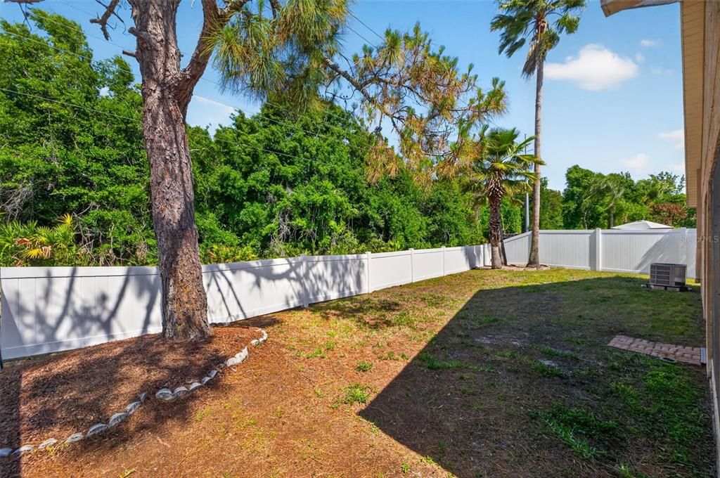 Activo con contrato: $440,000 (3 camas, 2 baños, 1546 Pies cuadrados)