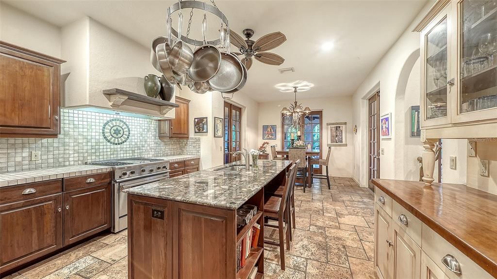 For Sale: $2,350,000 (3 beds, 3 baths, 3234 Square Feet)