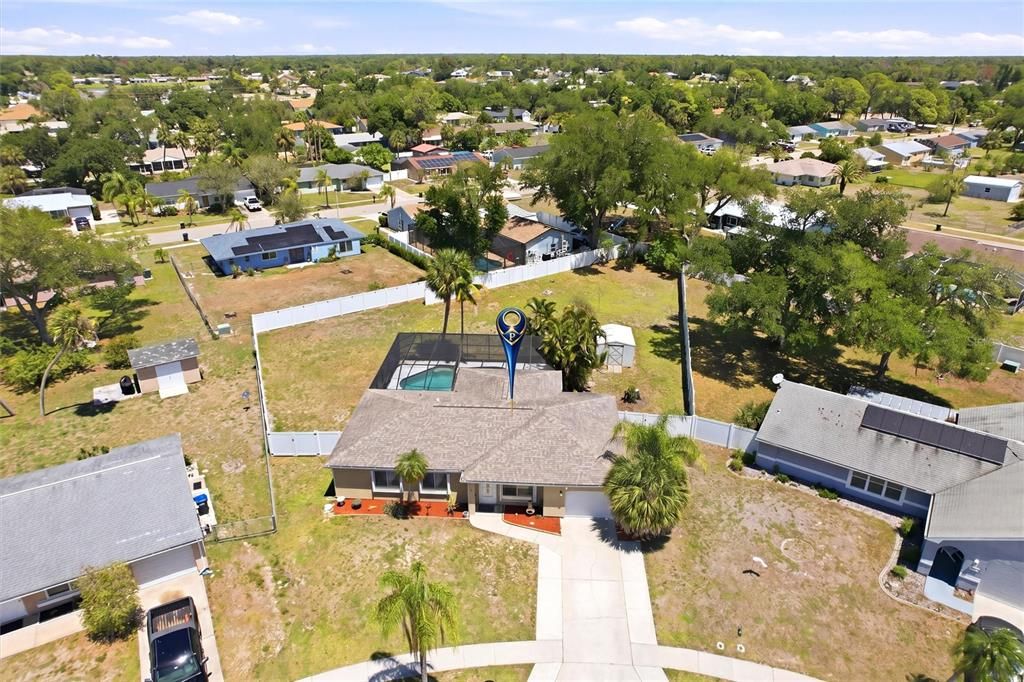 Activo con contrato: $349,900 (4 camas, 2 baños, 1439 Pies cuadrados)