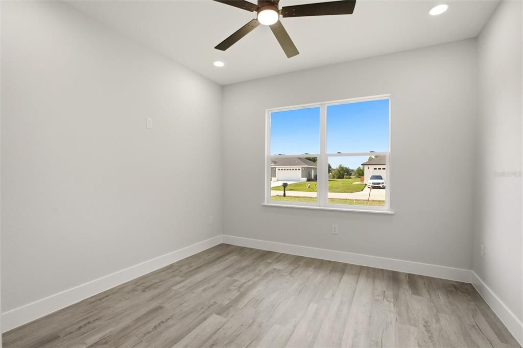For Sale: $329,900 (3 beds, 2 baths, 1488 Square Feet)