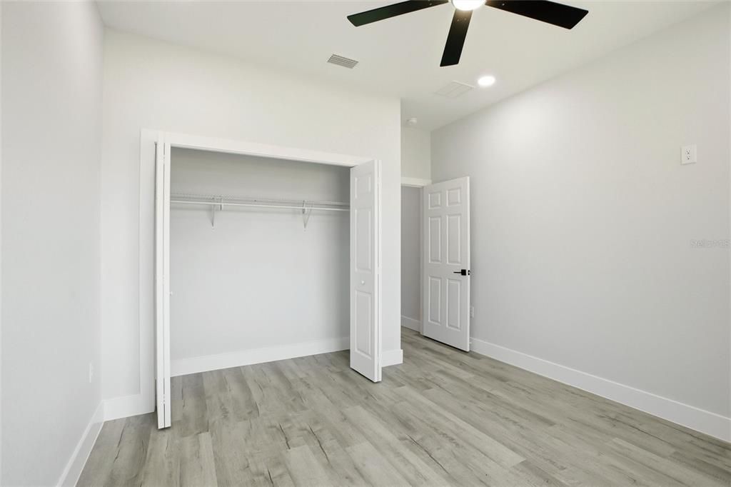 For Sale: $329,900 (3 beds, 2 baths, 1488 Square Feet)