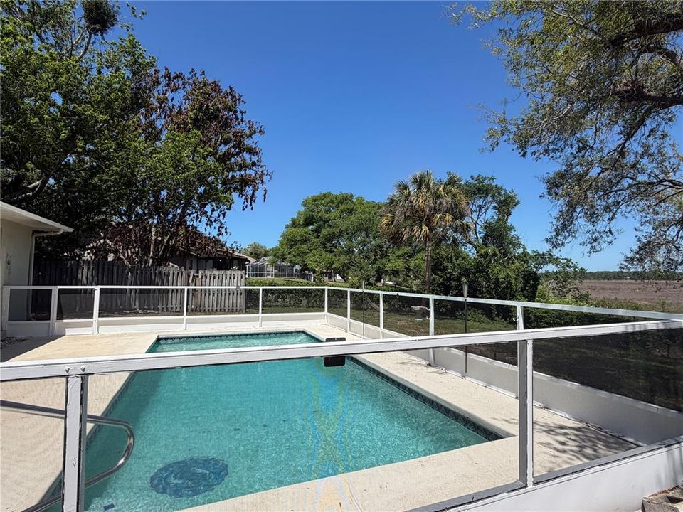 En Venta: $315,000 (3 camas, 2 baños, 1299 Pies cuadrados)