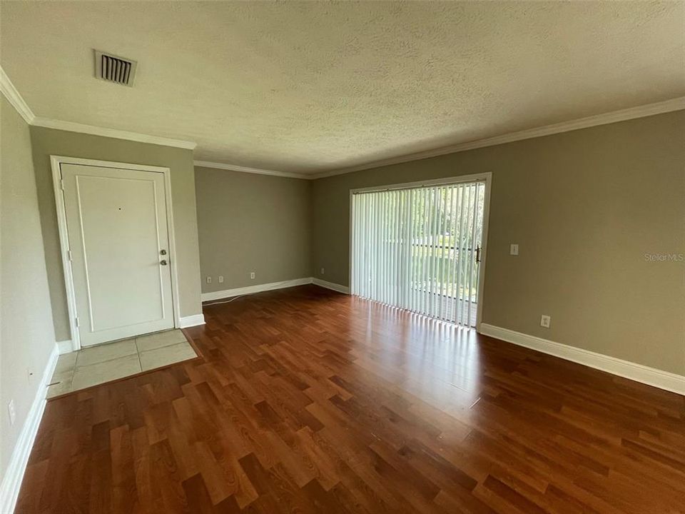 На продажу: $138,000 (1 спален, 1 ванн, 819 Квадратных фут)