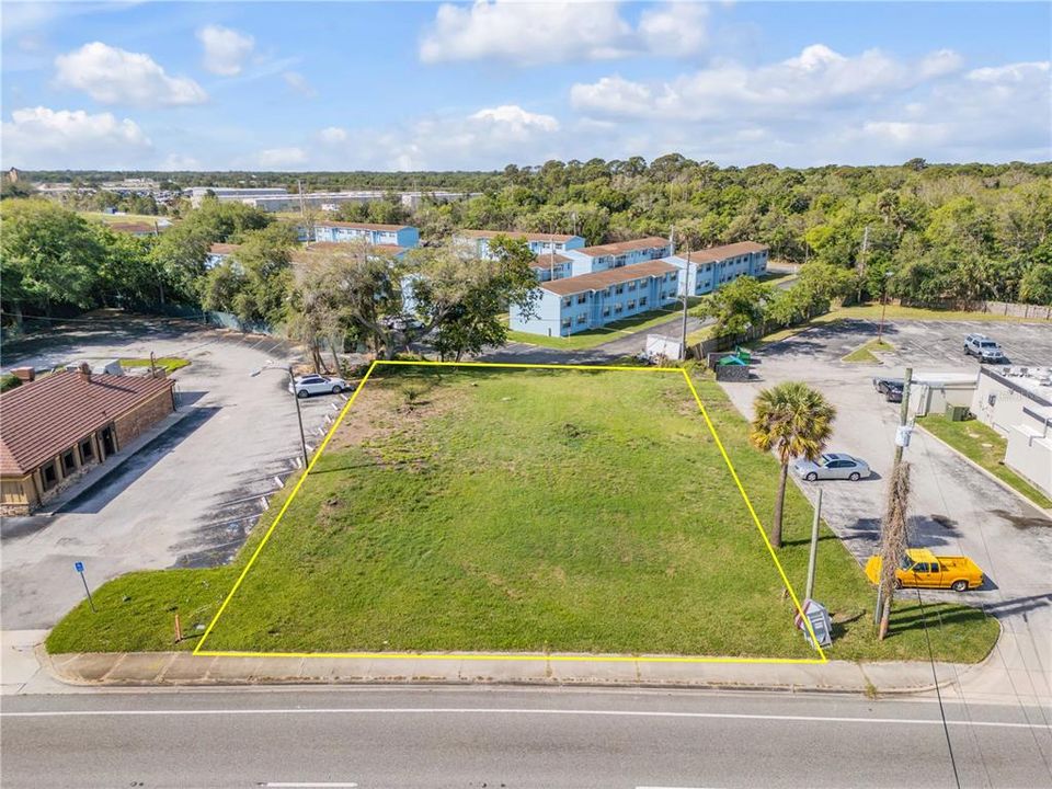For Sale: $299,999 (0.32 acres)