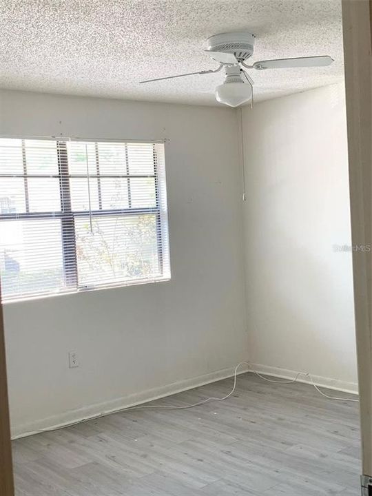 For Rent: $1,425 (2 beds, 1 baths, 899 Square Feet)
