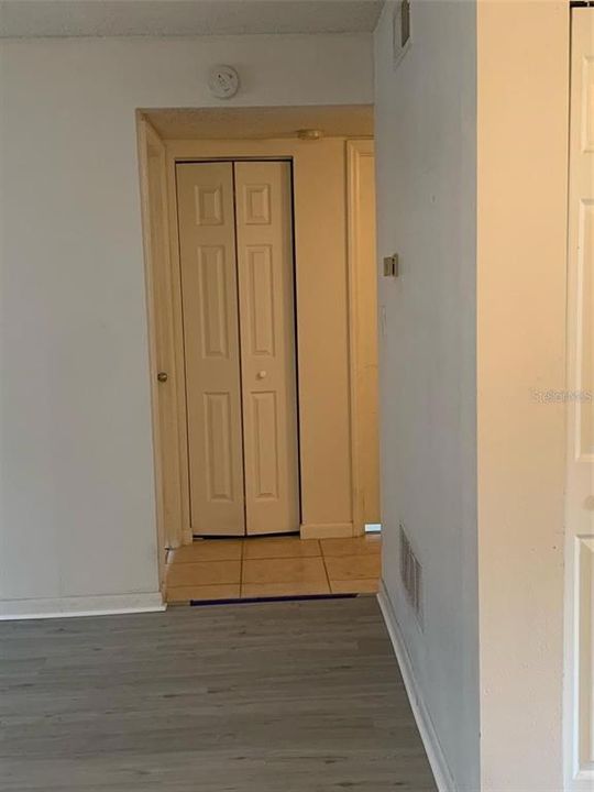 For Rent: $1,425 (2 beds, 1 baths, 899 Square Feet)
