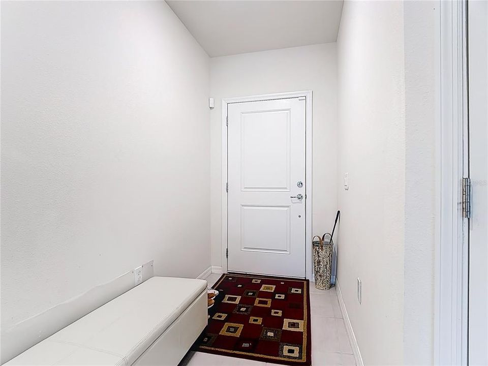 Под контрактом: $280,000 (3 спален, 2 ванн, 2019 Квадратных фут)