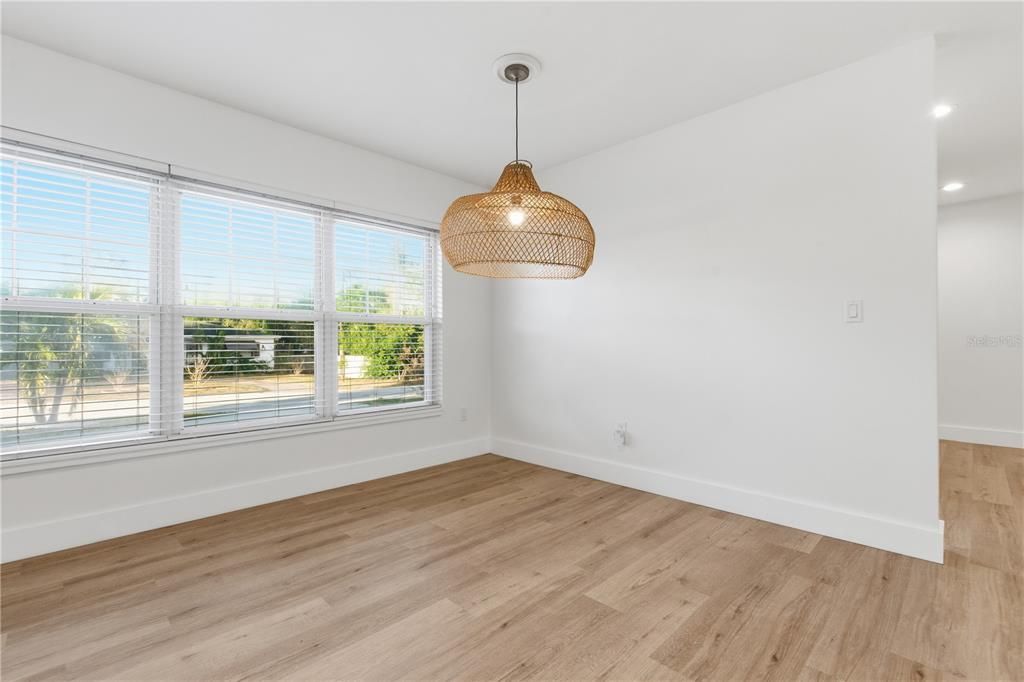 For Rent: $4,000 (3 beds, 2 baths, 1833 Square Feet)