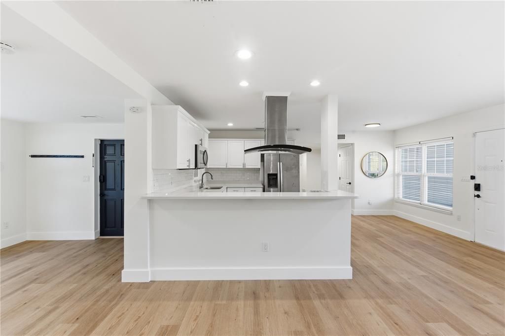 For Rent: $4,000 (3 beds, 2 baths, 1833 Square Feet)