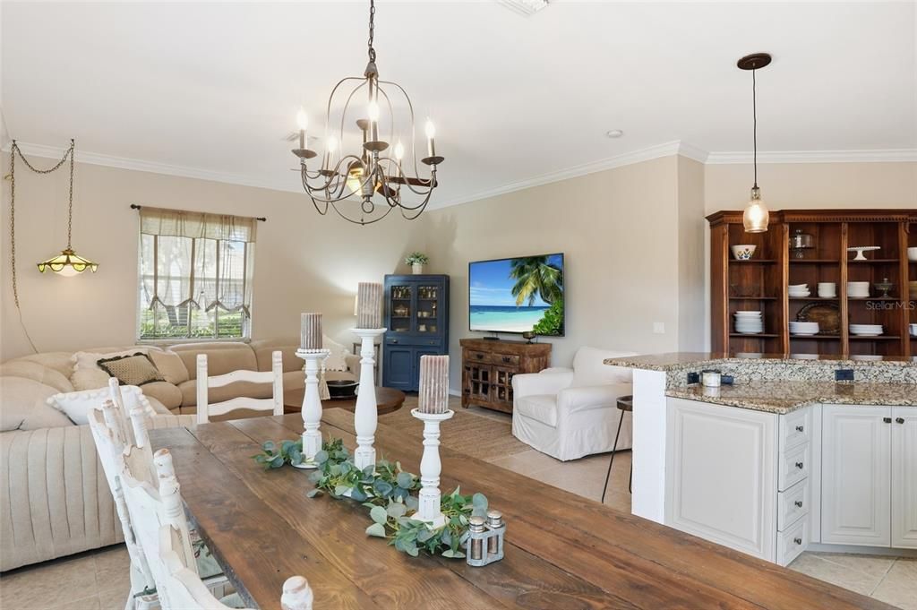 For Sale: $524,800 (4 beds, 2 baths, 2651 Square Feet)