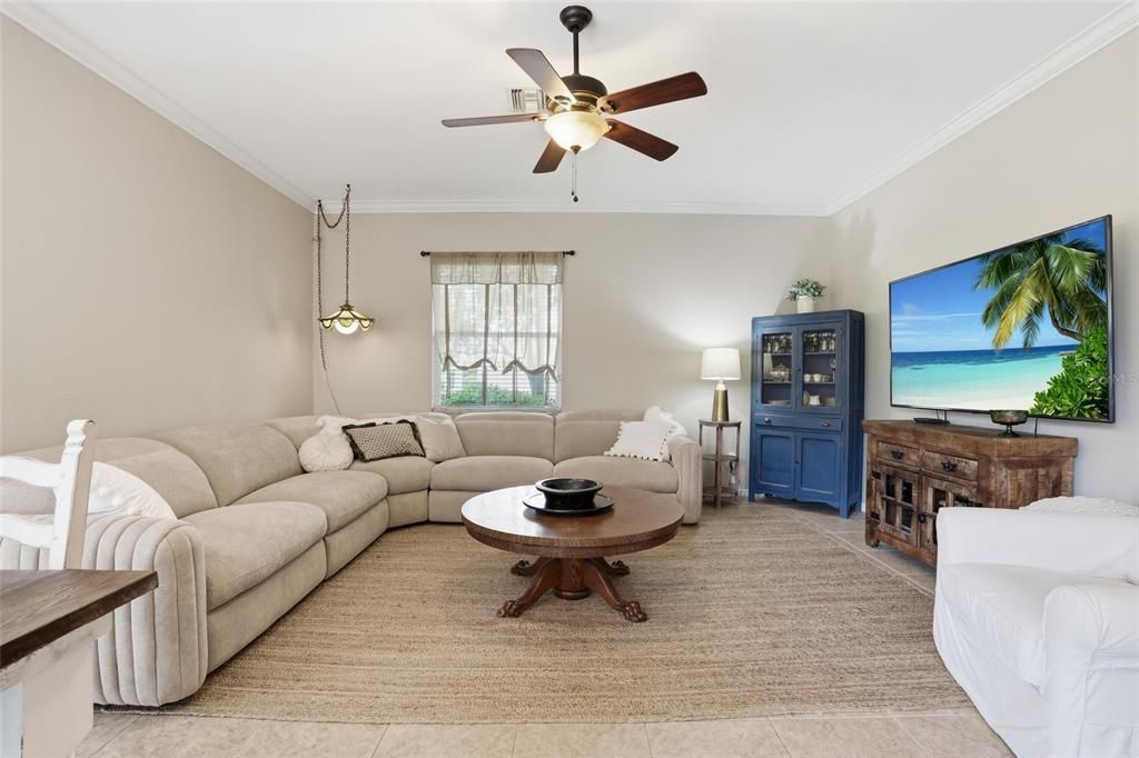 For Sale: $524,800 (4 beds, 2 baths, 2651 Square Feet)