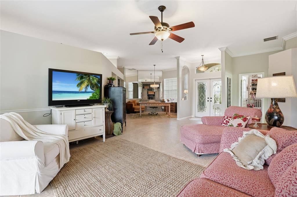For Sale: $524,800 (4 beds, 2 baths, 2651 Square Feet)