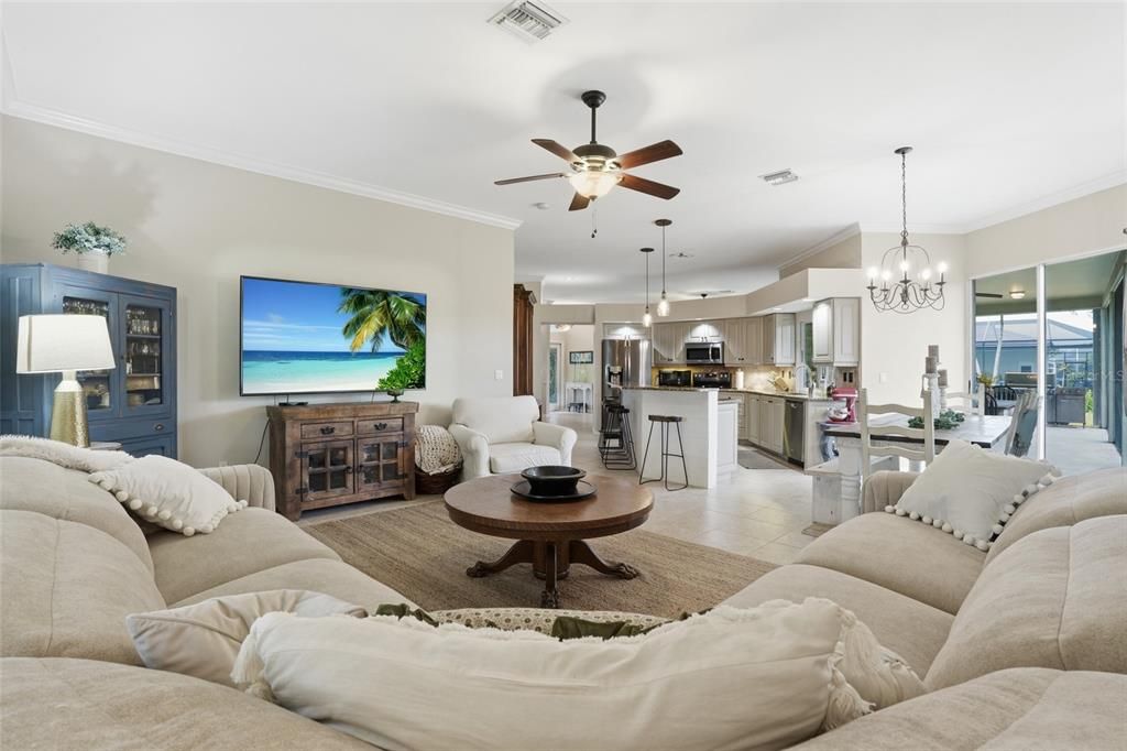For Sale: $524,800 (4 beds, 2 baths, 2651 Square Feet)