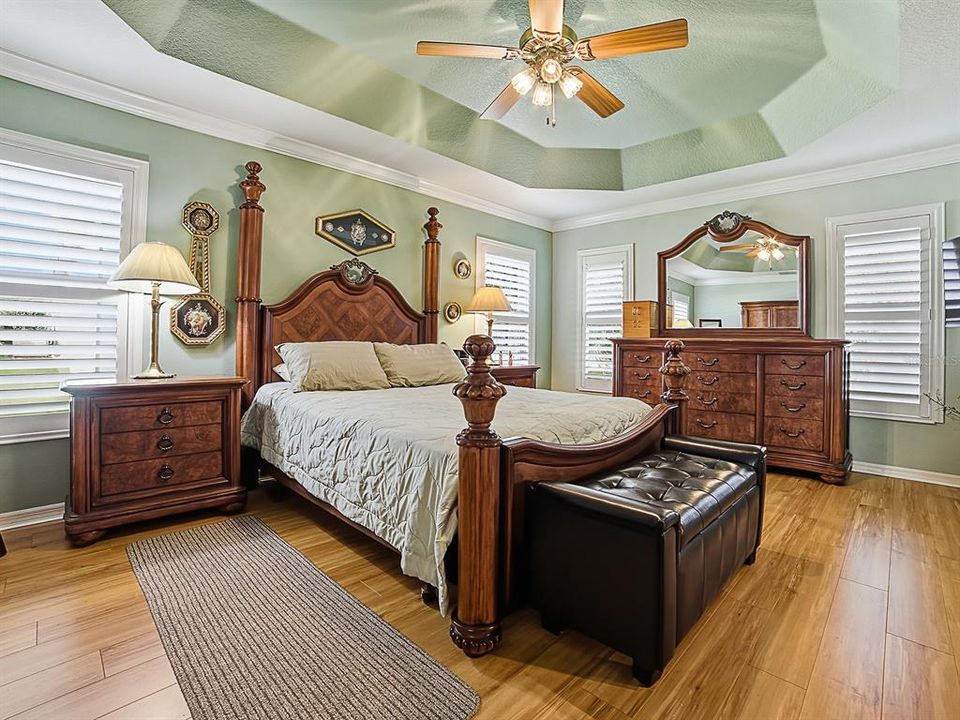 Activo con contrato: $495,000 (3 camas, 2 baños, 1939 Pies cuadrados)