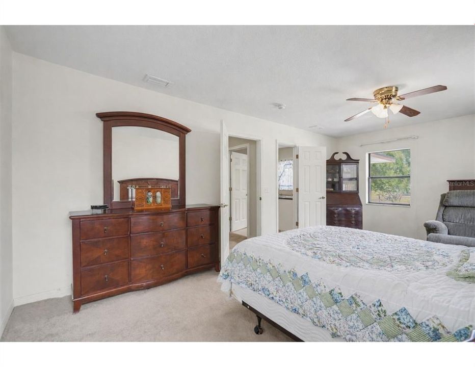 Active With Contract: $295,000 (3 beds, 2 baths, 1902 Square Feet)