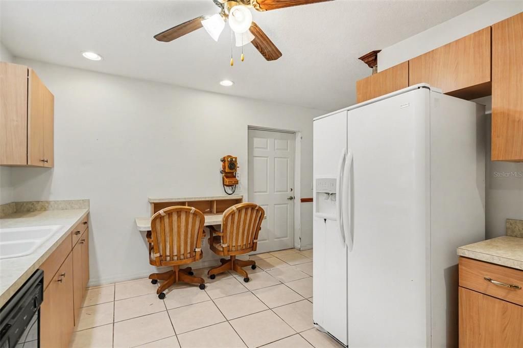 Active With Contract: $295,000 (3 beds, 2 baths, 1902 Square Feet)
