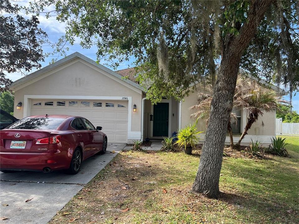Active With Contract: $300,000 (4 beds, 3 baths, 1836 Square Feet)