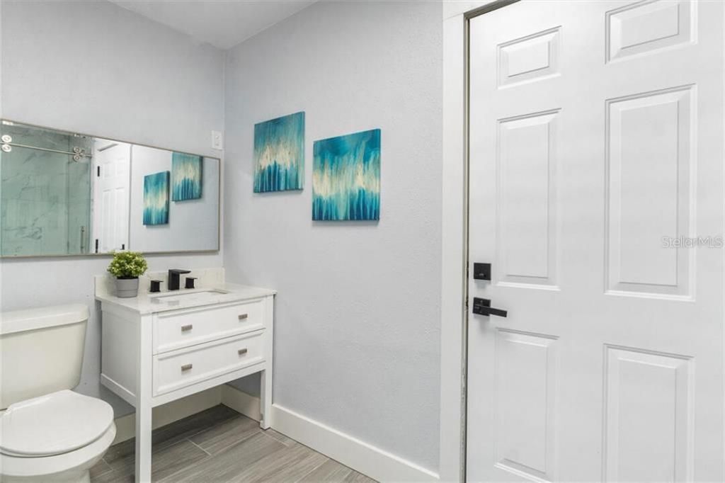 For Sale: $949,950 (4 beds, 3 baths, 2500 Square Feet)