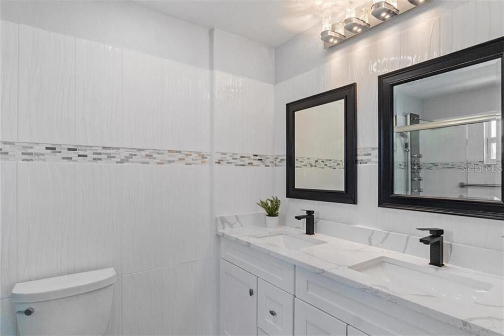 For Sale: $949,950 (4 beds, 3 baths, 2500 Square Feet)