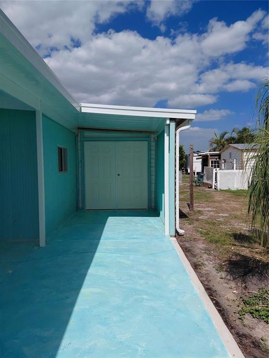 For Sale: $166,000 (2 beds, 2 baths, 960 Square Feet)