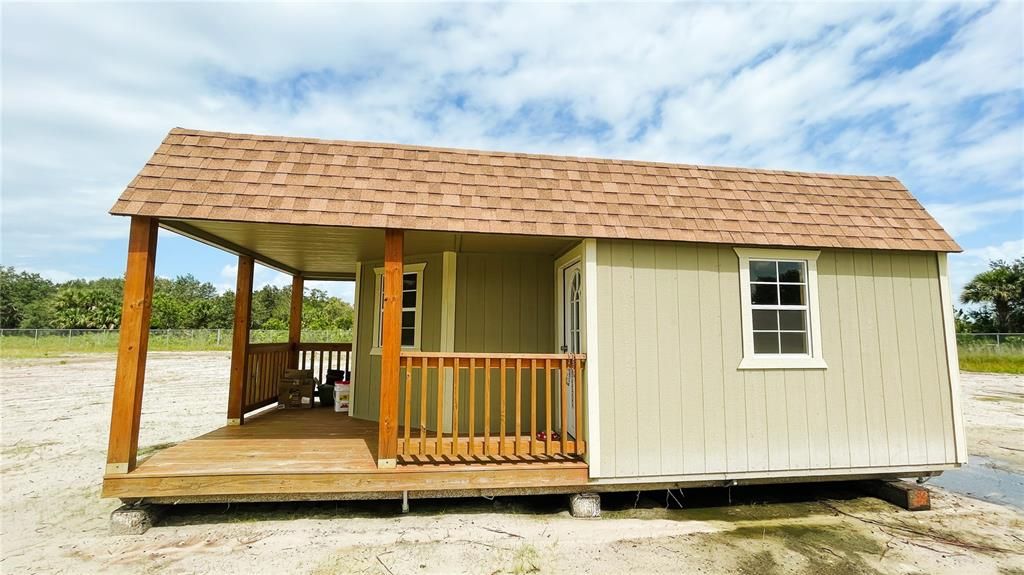For Sale: $325,000 (3 beds, 2 baths, 1456 Square Feet)