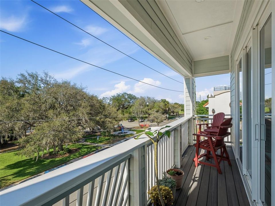 For Sale: $1,599,000 (3 beds, 3 baths, 3498 Square Feet)