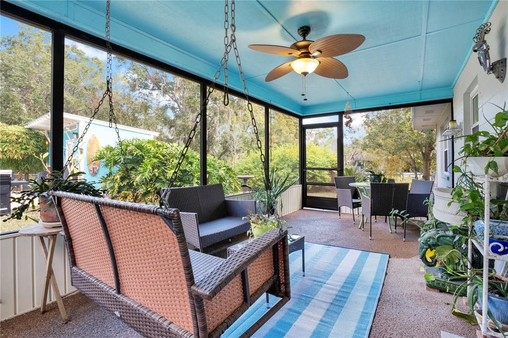 Activo con contrato: $370,000 (3 camas, 2 baños, 1536 Pies cuadrados)