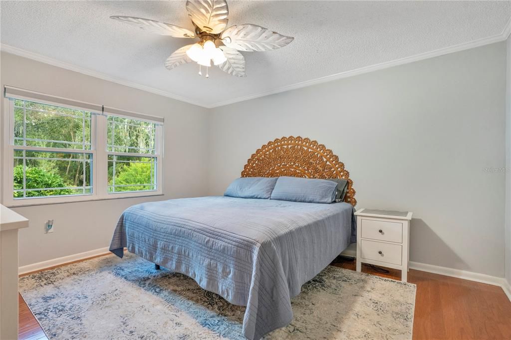 Activo con contrato: $370,000 (3 camas, 2 baños, 1536 Pies cuadrados)