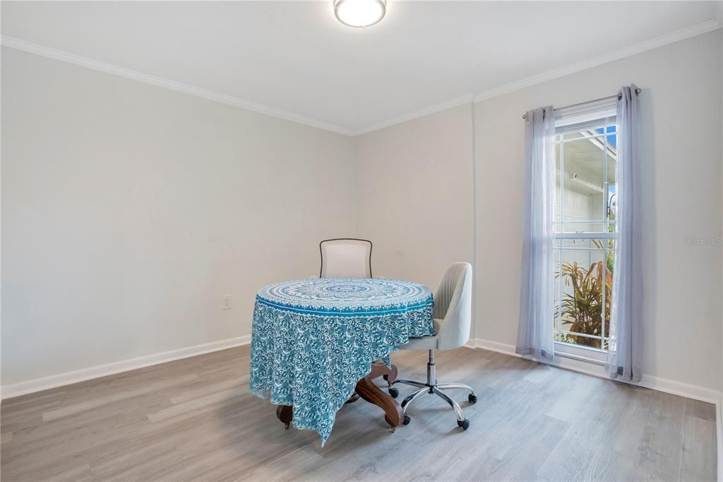 Activo con contrato: $370,000 (3 camas, 2 baños, 1536 Pies cuadrados)