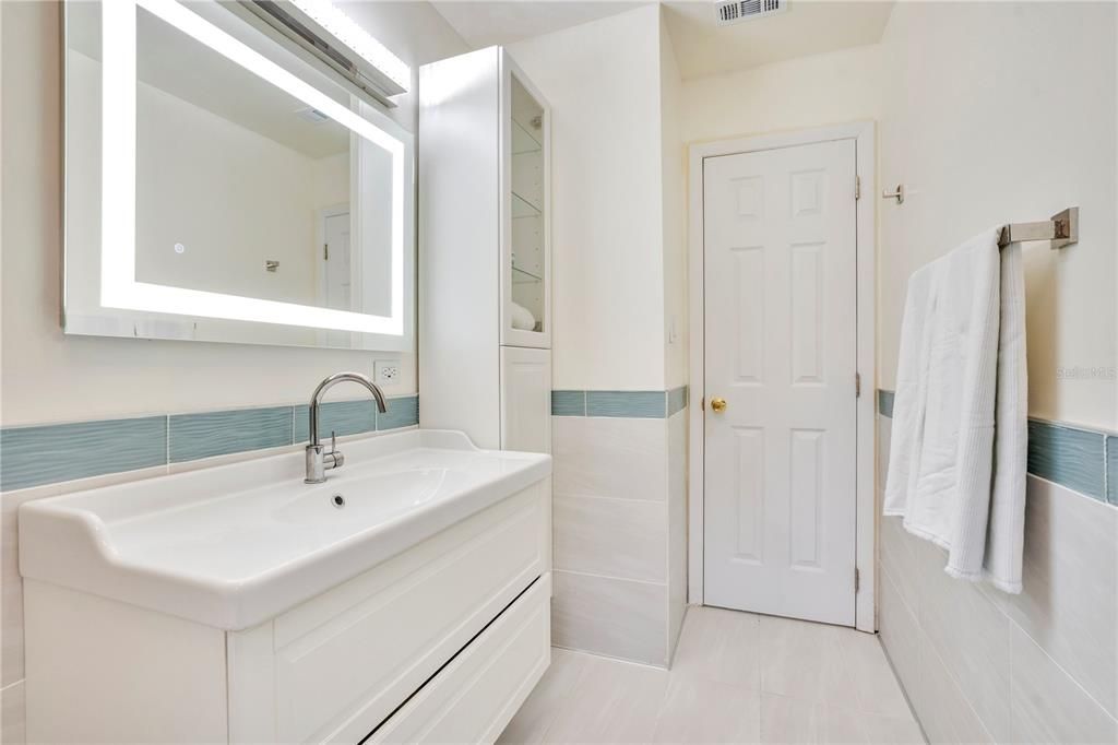 Activo con contrato: $370,000 (3 camas, 2 baños, 1536 Pies cuadrados)