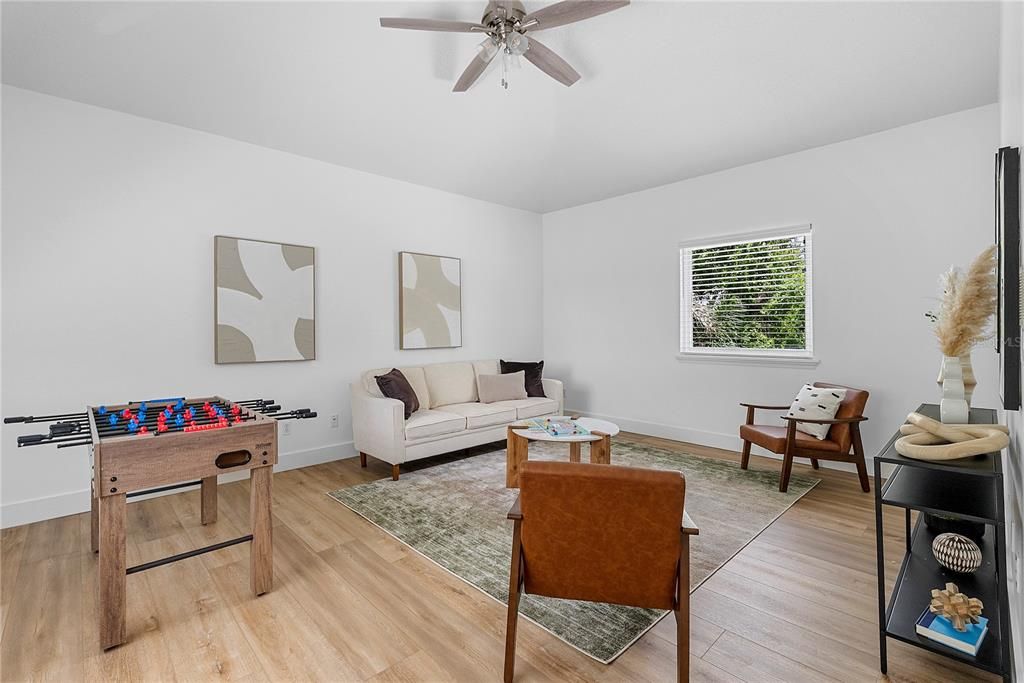 Activo con contrato: $1,675,000 (5 camas, 3 baños, 3350 Pies cuadrados)
