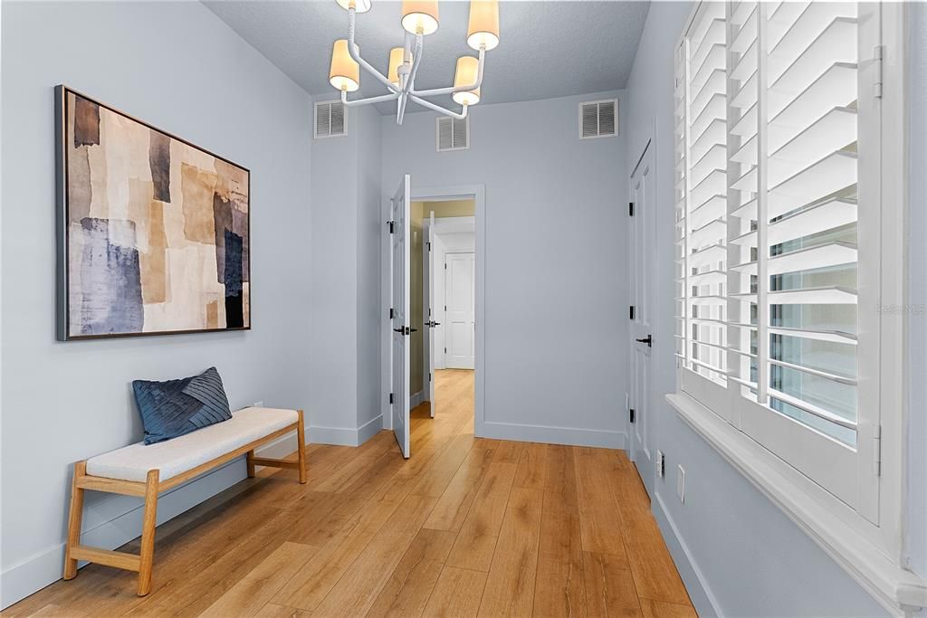 Activo con contrato: $1,675,000 (5 camas, 3 baños, 3350 Pies cuadrados)