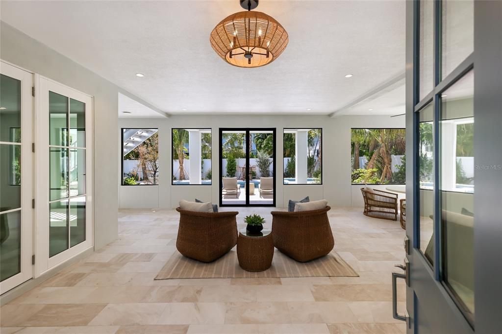 For Sale: $5,895,000 (4 beds, 4 baths, 3250 Square Feet)