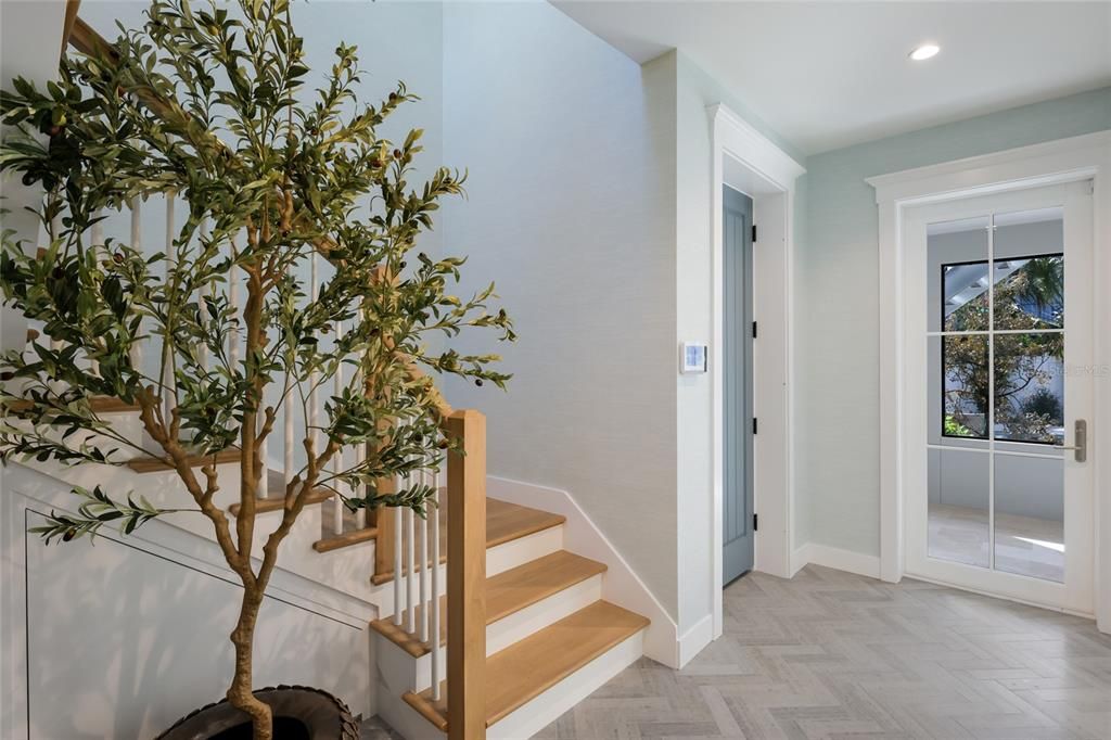 For Sale: $5,895,000 (4 beds, 4 baths, 3250 Square Feet)