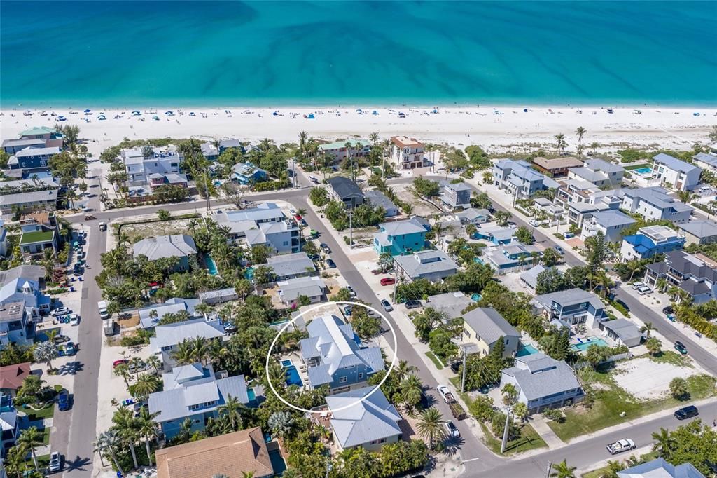 For Sale: $5,895,000 (4 beds, 4 baths, 3250 Square Feet)