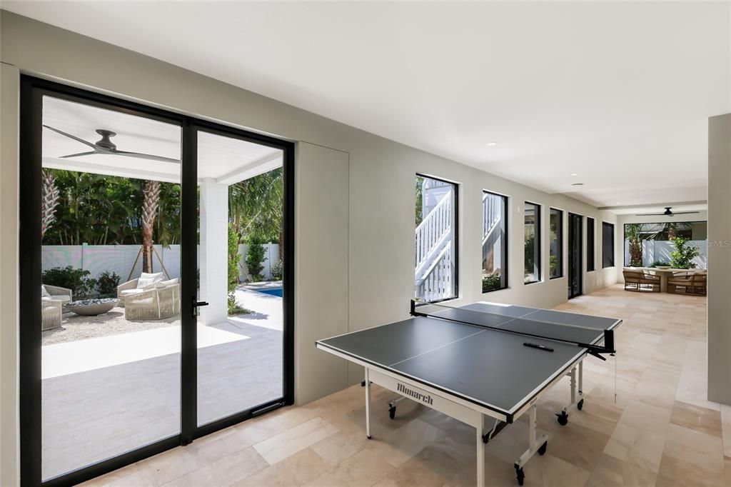 For Sale: $5,895,000 (4 beds, 4 baths, 3250 Square Feet)