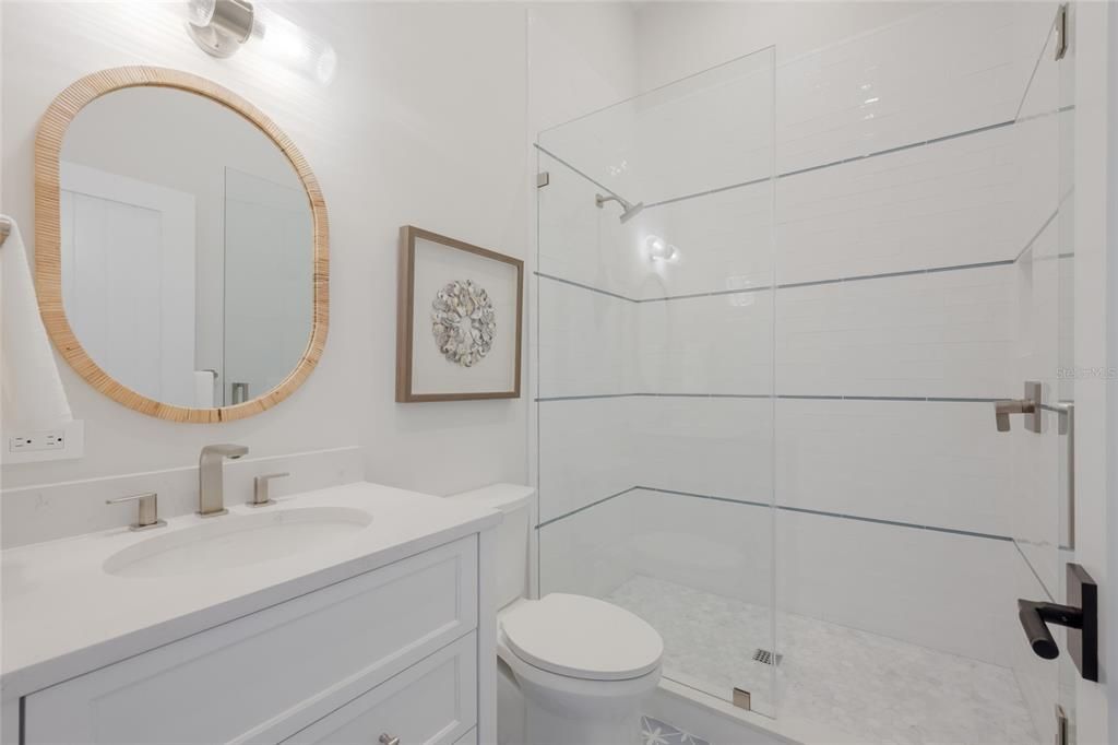 For Sale: $5,895,000 (4 beds, 4 baths, 3250 Square Feet)
