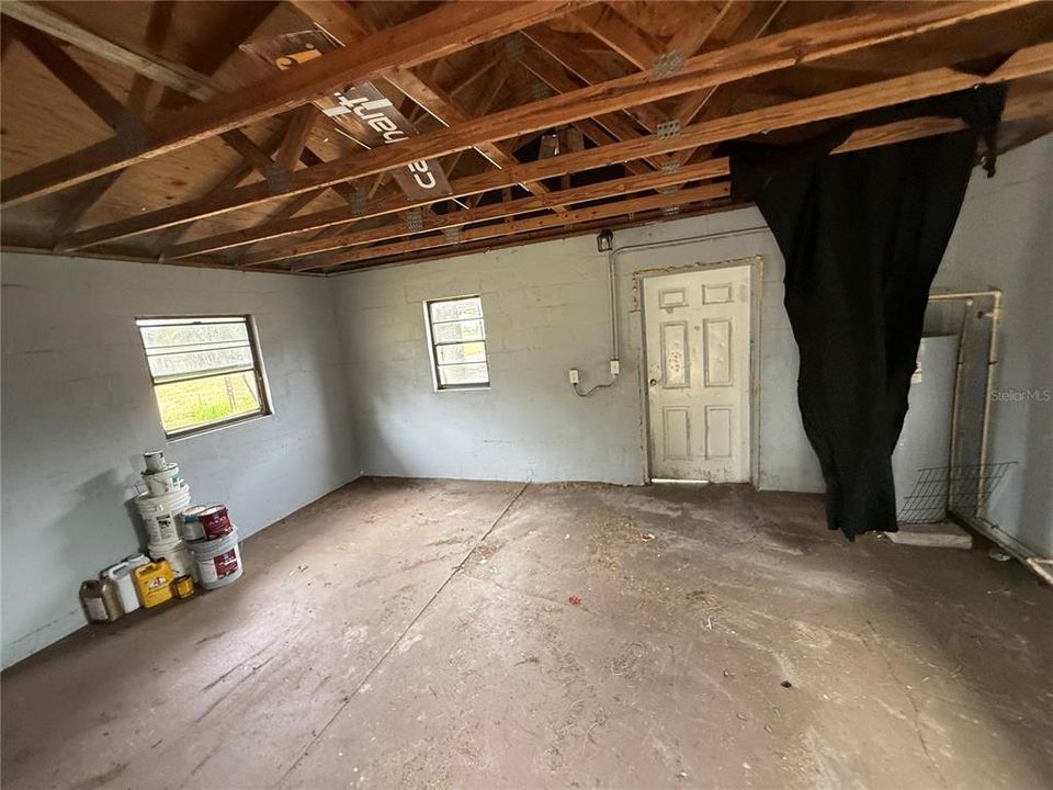 Active With Contract: $167,500 (3 beds, 2 baths, 1440 Square Feet)